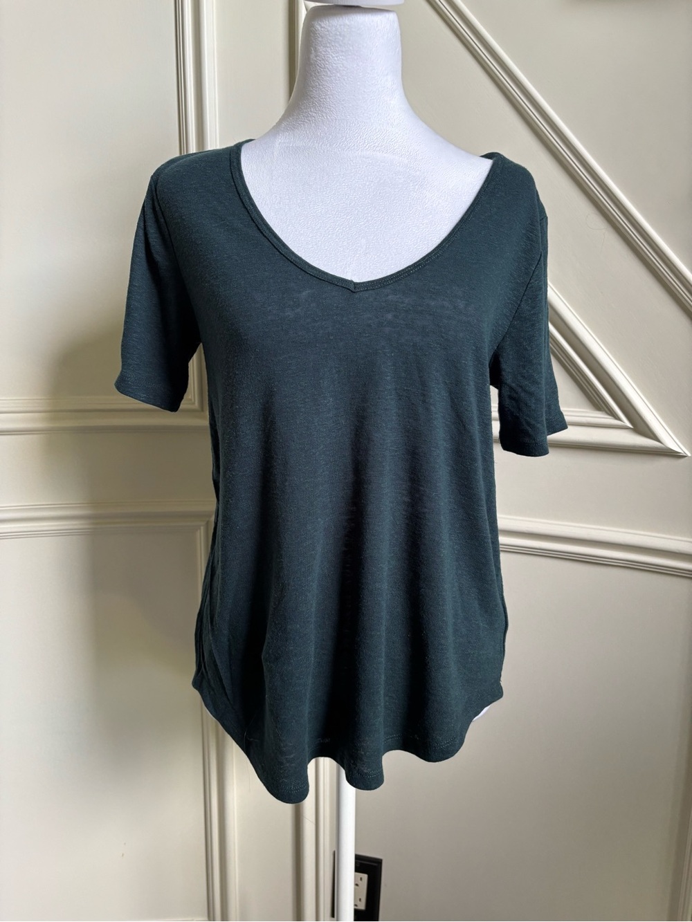 Old Navy Women's Short Sleeve V-Neck Tee in Dark Teal